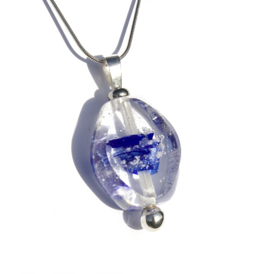 Missing ovaal glanzend met donker blauw